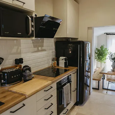 Maison Luisant *